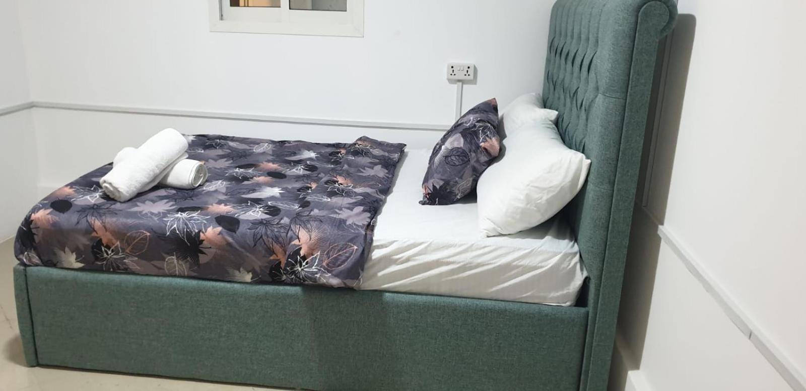International Abu-Dhabi Hostel Villa Абу Даби Екстериор снимка